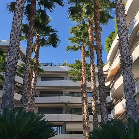 Magnifique 3P Face Mer Avec Terrasse De 46M² Et Parking Prive - Fr-1-196-250 Menton Exterior photo
